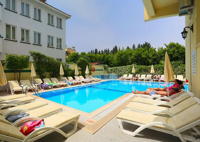 شقة فندقية Amaris 3*