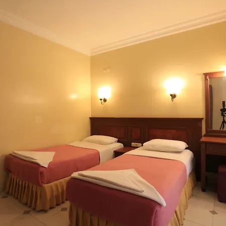 Apart Otel Amaris 3*