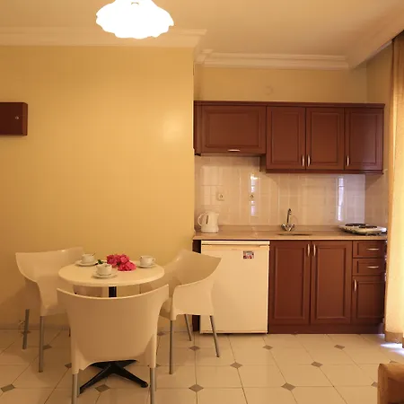 Apart Otel Amaris 3*