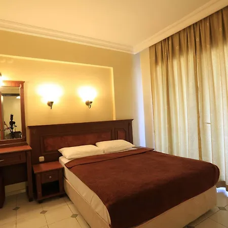 Aparthotel Amaris 3*