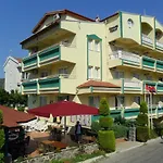 Amaris Μαρμαρίς