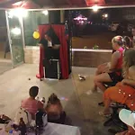 Ξενοδοχείο με διαμερίσματα Amaris 3*