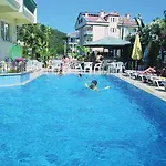 Ξενοδοχείο με διαμερίσματα Amaris
